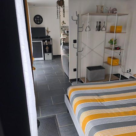 Grand Studio 2 Personnes Saint-Amand-Mont-Rond Buitenkant foto