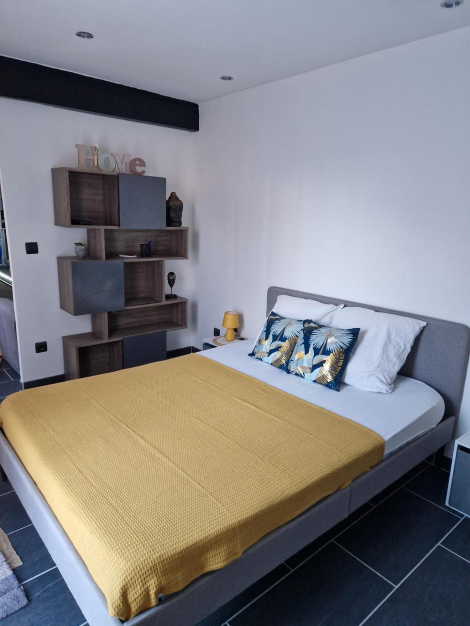 Grand Studio 2 Personnes Saint-Amand-Mont-Rond Buitenkant foto