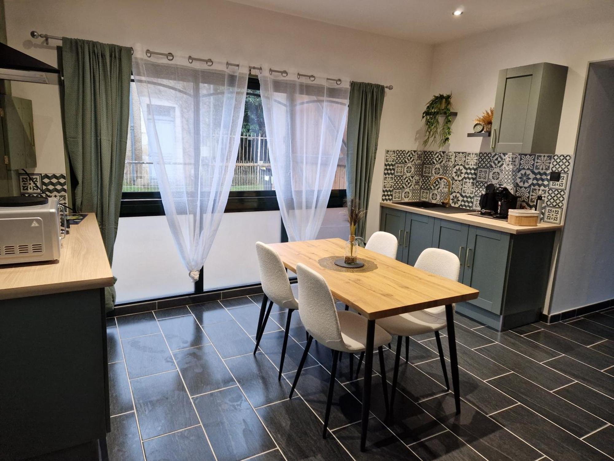 Grand Studio 2 Personnes Saint-Amand-Mont-Rond Buitenkant foto